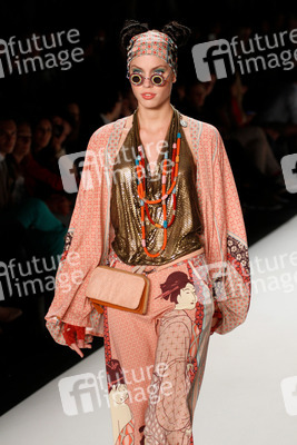 Sarah-Anessa Hitzschke