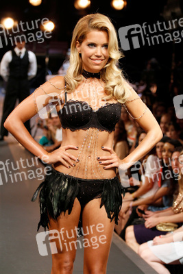 Sylvie van der Vaart