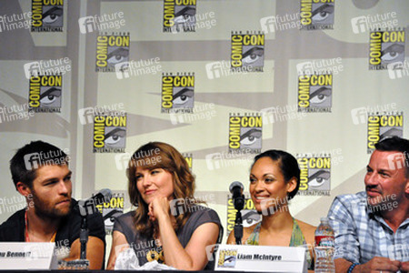 Liam McIntyre, Lucy Lawless, Cynthia Addai-Robinson, Craig Parker