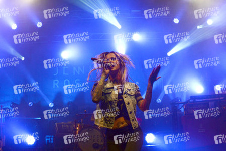 Jennifer Weist (Jennifer Rostock)