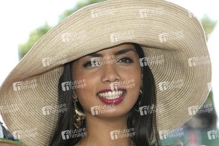 Diba Hakimi (Hot Banditoz)