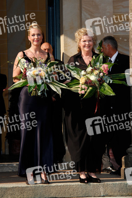 Katharina Wagner, Eva Wagner-Pasquier