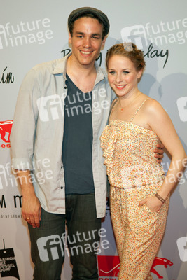 Jan van Weyden, Jasmin Schwiers