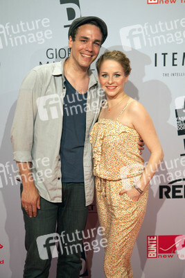 Jan van Weyden, Jasmin Schwiers