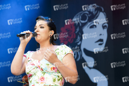 Caro Emerald