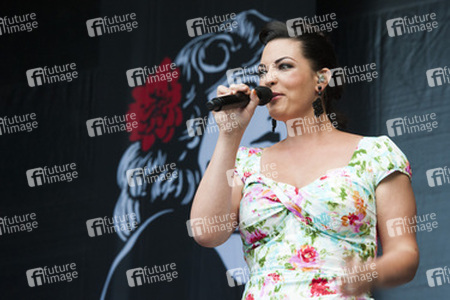 Caro Emerald