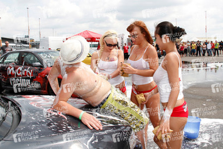 JanaKiss, Joelyne, PornbabeTyra