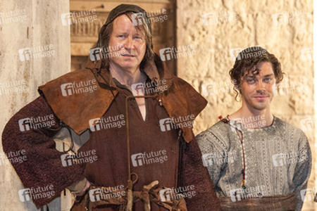 Stellan Skarsgard, Tom Payne