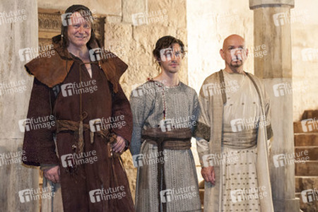 Stellan Skarsgard, Tom Payne, Ben Kingsley