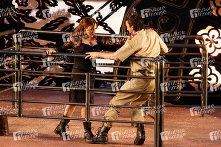 Julia Rutigliano, Hans-Georg Priese