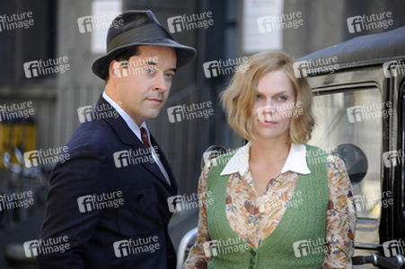 Jan Josef Liefers, Anna Loos