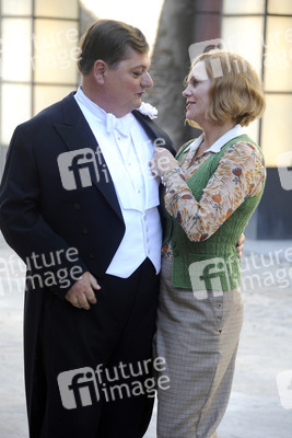 Jürgen Tarrach, Anna Loos