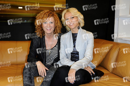 Lucy Diakovska mit Freundin Kamelia