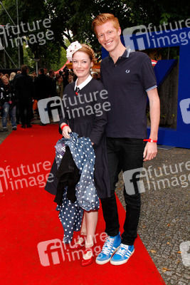 Enie van de Meiklokjes mit Freund Tobias Staerbo