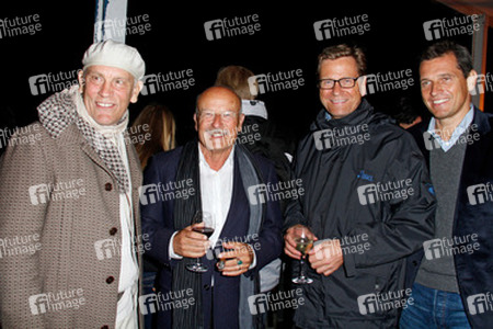 John Malkovich, Volker Schlöndorff, Guido Westerwelle mit Ehemann Michael Mronz