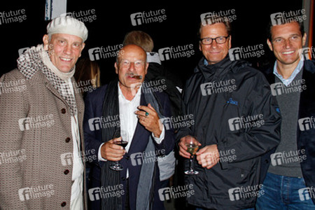 John Malkovich, Volker Schlöndorff, Guido Westerwelle mit Ehemann Michael Mronz