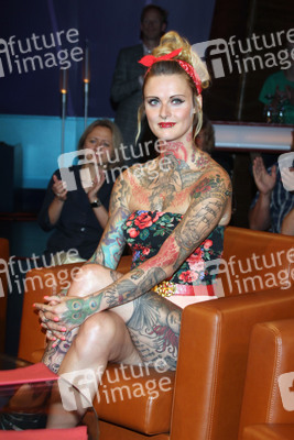 Jennifer Weist (Jennifer Rostock)