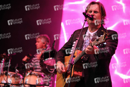 Bruce Guthro (Runrig)