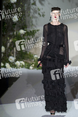 Desfile de Roberto Verino Model