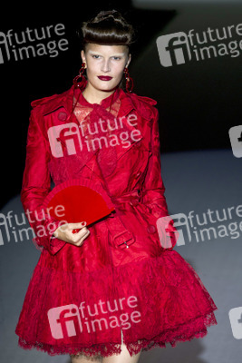 Desfile de Roberto Verino Model