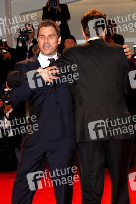 Ariel Vromen, Michael Shannon