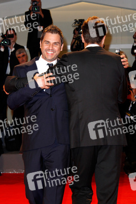 Ariel Vromen, Michael Shannon