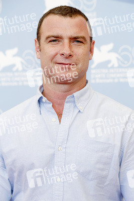 Liev Schreiber