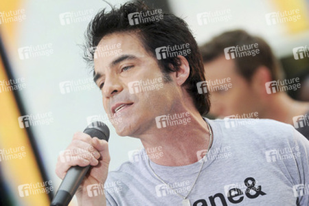 Pat Monahan (Train)