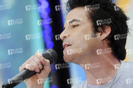 Pat Monahan (Train)