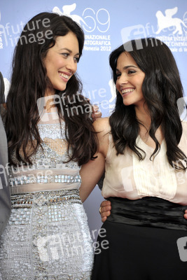 Olga Kurylenko, Romina Mondello