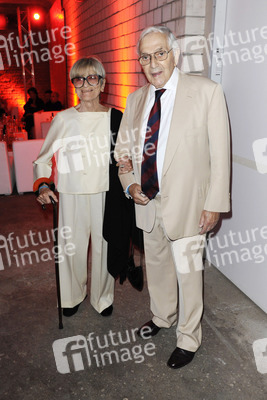 Ken Adam mit Ehefrau Letizia