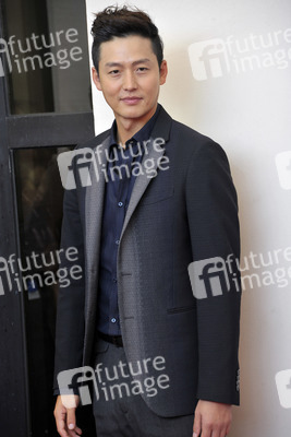 Lee Jung-jin / Jung-jin Lee