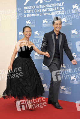 Cho Min-soo / Min-soo Jo, Lee Jung-jin / Jung-jin Lee