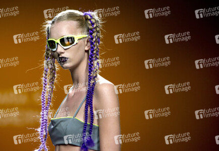 Maria Ke Fisherman Model