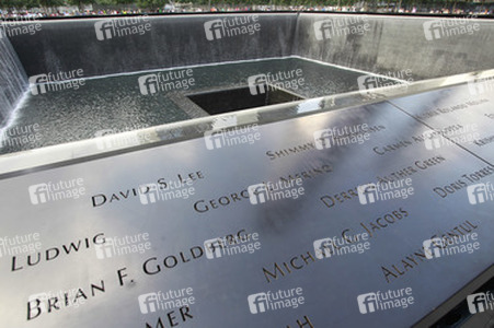 National September 11 Memorial and Museum - Gedenkbrunnen