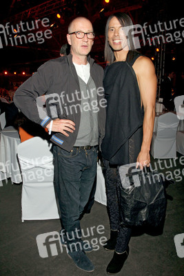 Peter Lohmeyer, Jorge Gonzalez