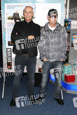 Neil Tennant, Chris Love (Pet Shop Boys)