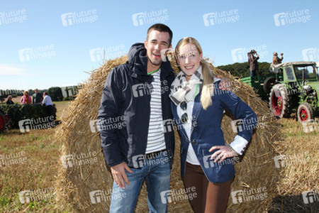 Jo Weil, Melanie Kogler