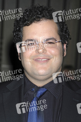 Josh Gad