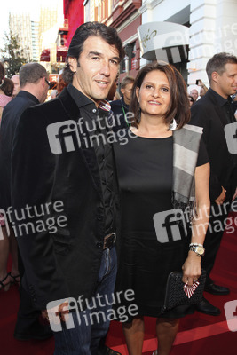 Karl-Heinz Riedle und Ehefrau Gabriele