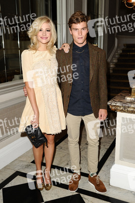 Pixie Lott mit Freund Oliver Cheshire