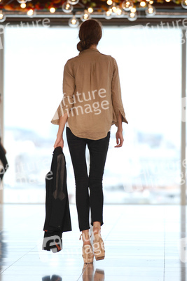 Matthew Williamson Model