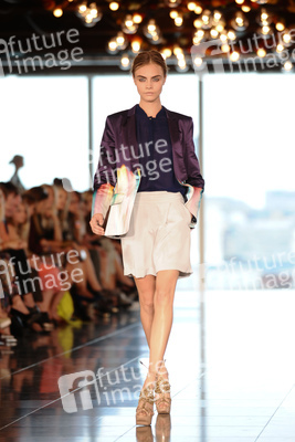 Matthew Williamson Model