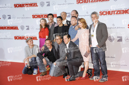 Fahri Jardim, Heiner Lauterbach, Herbert Knaup (hintere Reihe), Katharina Schüttler, Kostja Ullmann, Axel Stein, Karoline Schuch, Ralph Herforth (mittlere Reihe), Jacob Matschenz, Tim Wilde, Til Schweiger, Trystan Puetter (vordere Reihe)