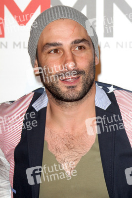 Volkan Baydar (Orange Blue)