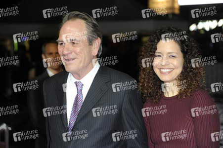 Tommy Lee Jones mit Ehefrau Dawn Jones