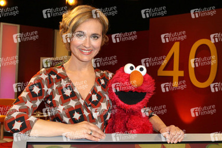 Caren Miosga mit Elmo