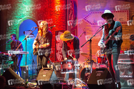 The Wooden Hymns in the Evening Sky