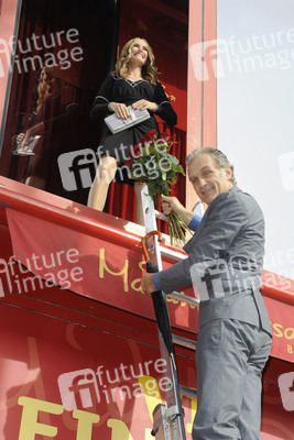 Walter Sittler mit Julia Roberts Wachsfigur
