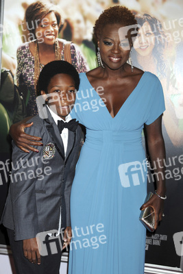 Dante Brown, Viola Davis
